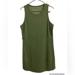 Hi-Tec green athletic dress with side pocket